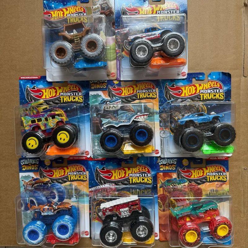 New Genuine Hot Wheels FYJ44 M - Hot Wheels Car Mainline 评论和价格